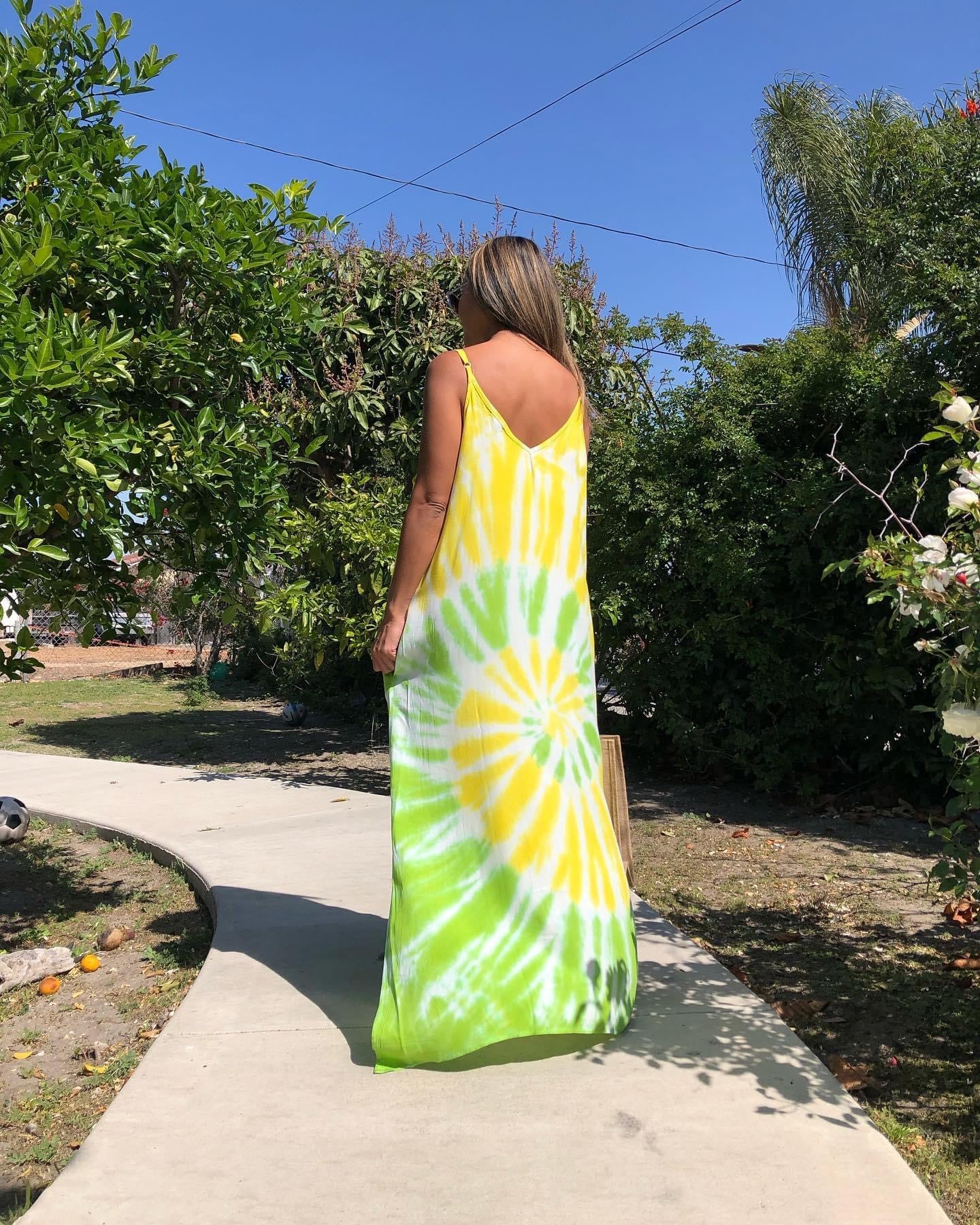 Rae Mode Tie Dye Tri Blend V-Neck Maxi Dress with Long Sleeves and Side  Pockets